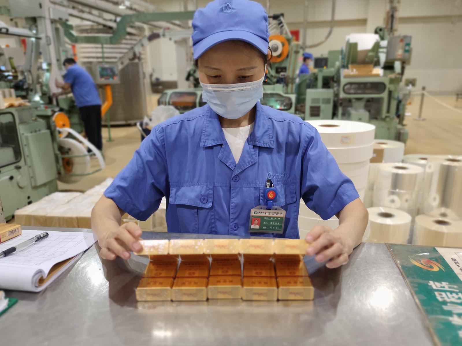 河南中烟漯河卷烟厂卷包车间加强产品质量过程管控